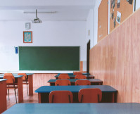 Gyermekvédelem az iskolában: az iskolai szakemberek jelzési magatartását meghatározó tényezők